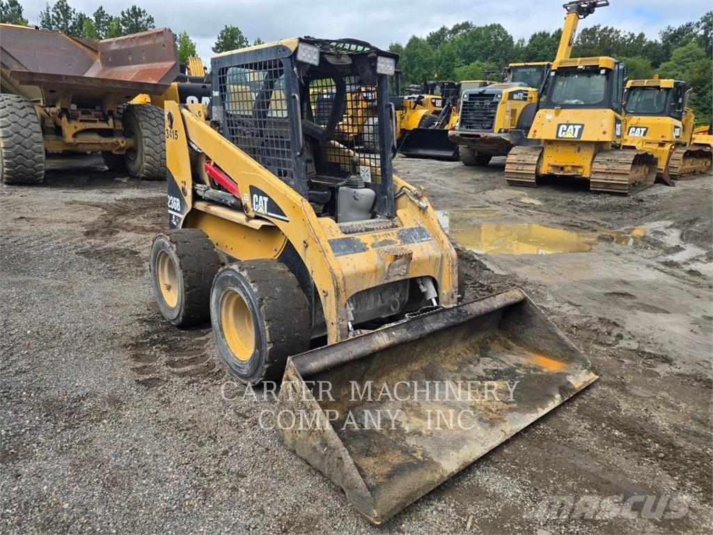 CAT 236B Skid steer loderler