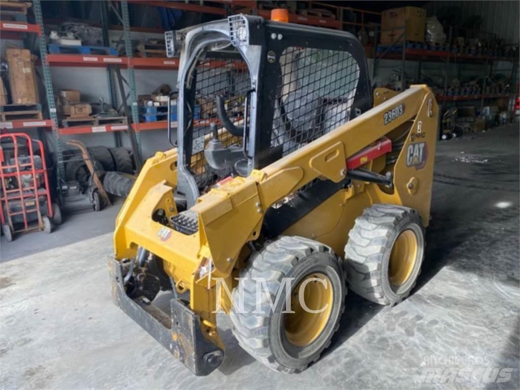 CAT 236D Skid steer loderler