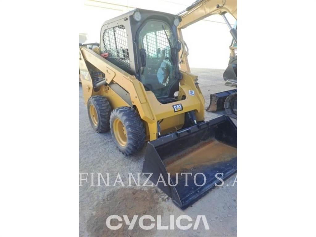 CAT 236D Skid steer loderler