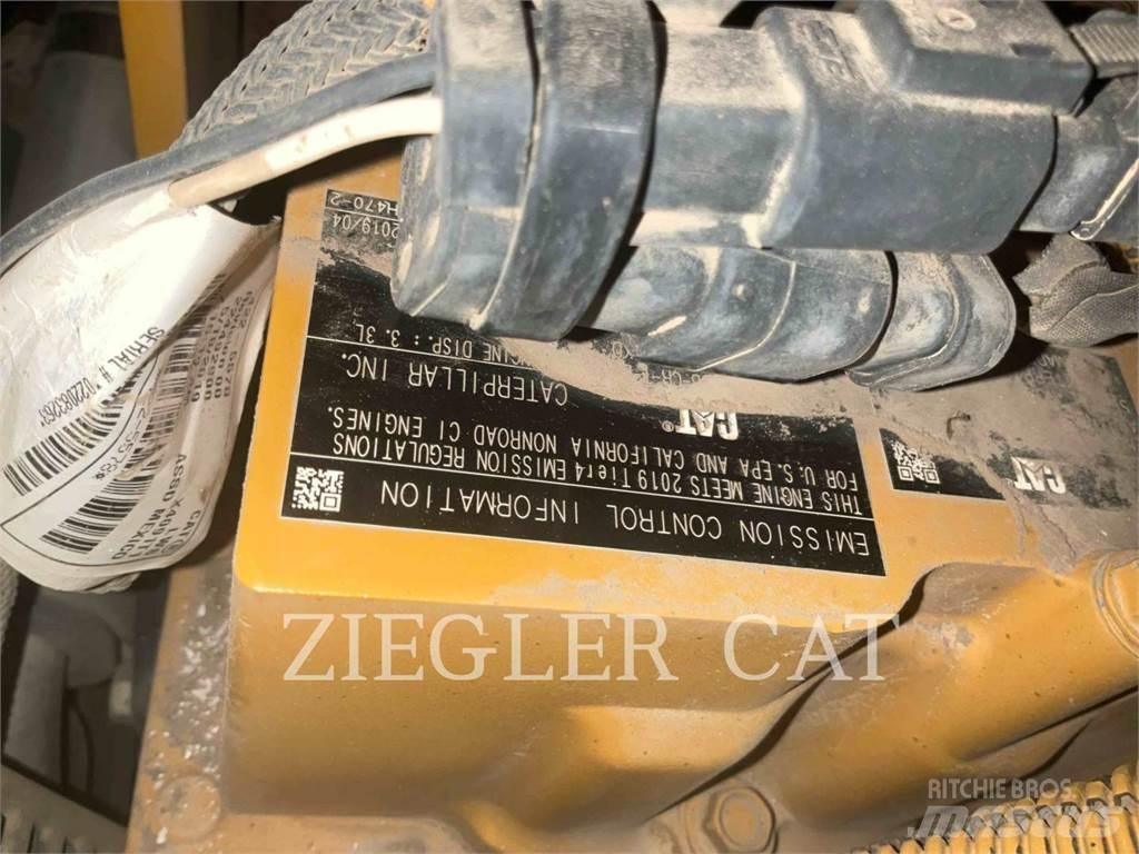 CAT 236D Skid steer loderler