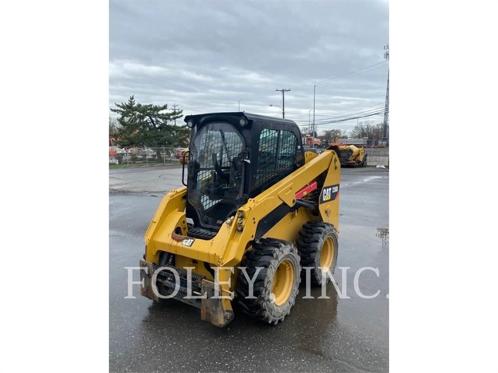 CAT 236D Skid steer loderler