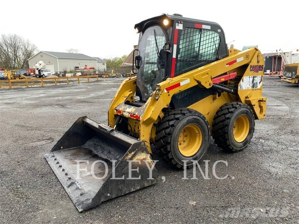 CAT 236D Skid steer loderler