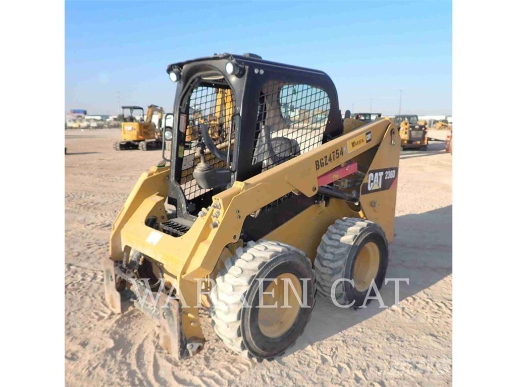 CAT 236D Skid steer loderler
