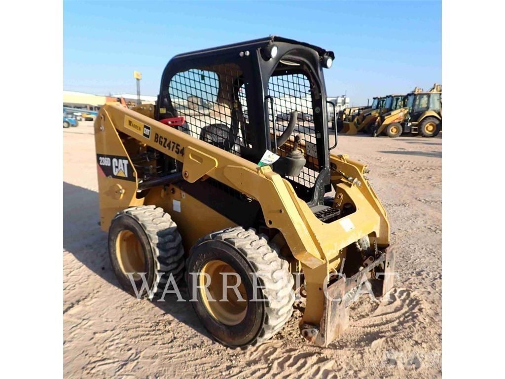 CAT 236D Skid steer loderler