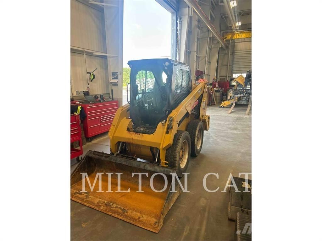 CAT 236D 3 Skid steer loderler