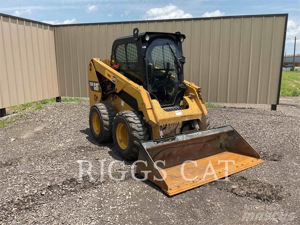 CAT 236D A Skid steer loderler