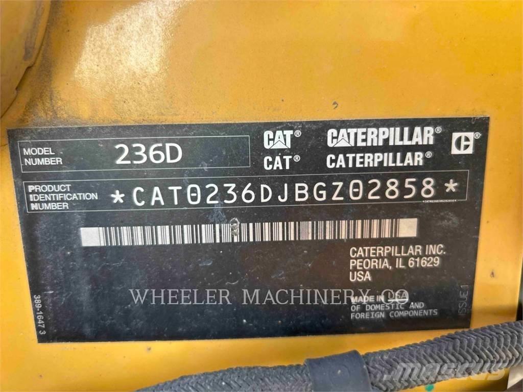 CAT 236D C3 2S Skid steer loderler