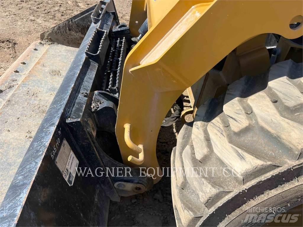 CAT 236D3 Skid steer loderler