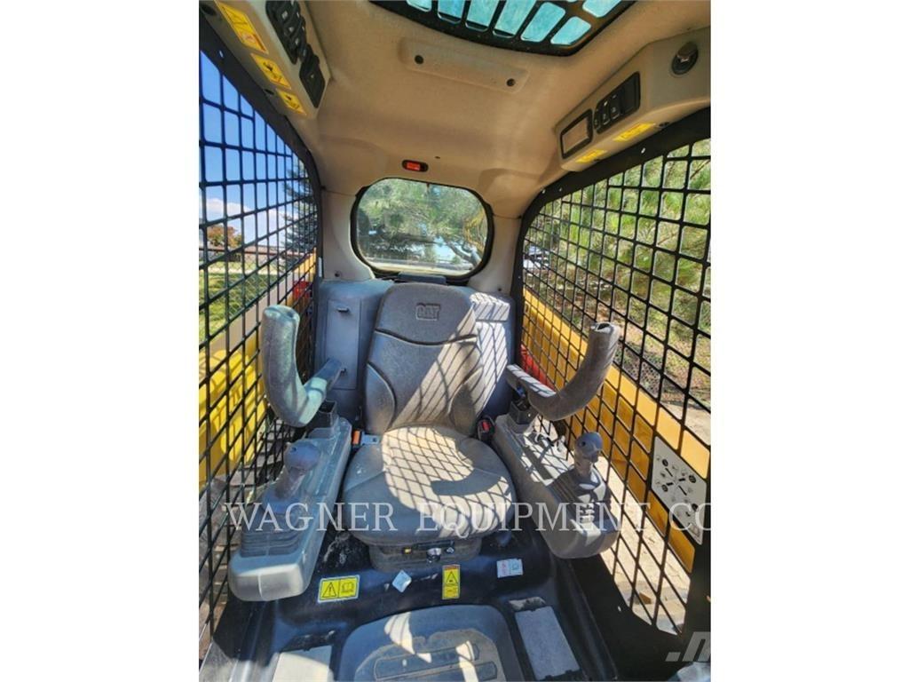 CAT 236D3 Skid steer loderler