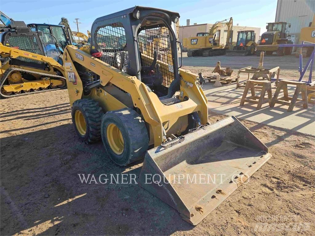 CAT 236D3 Skid steer loderler