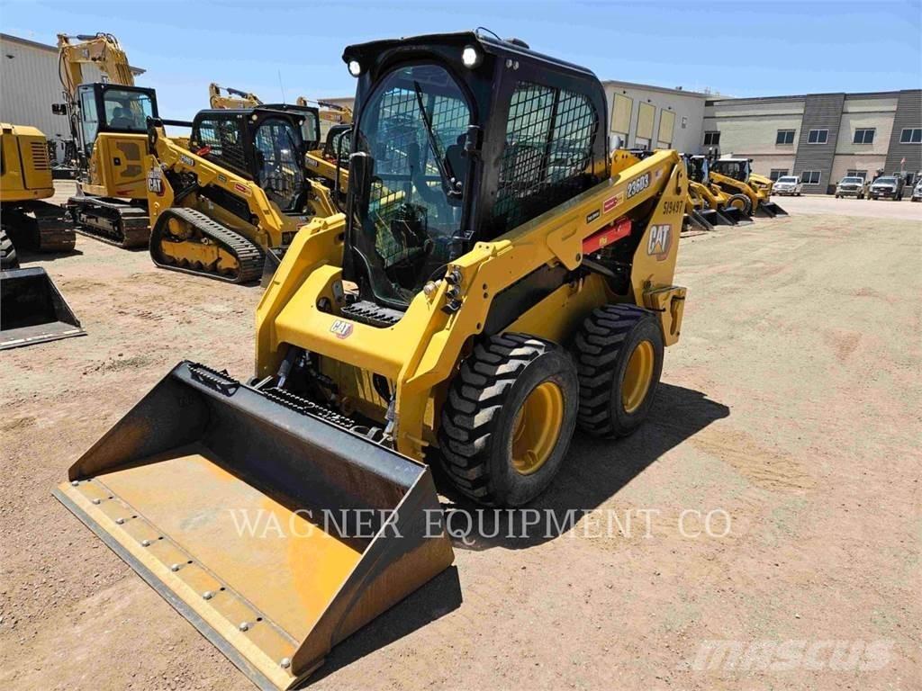 CAT 236D3 Skid steer loderler