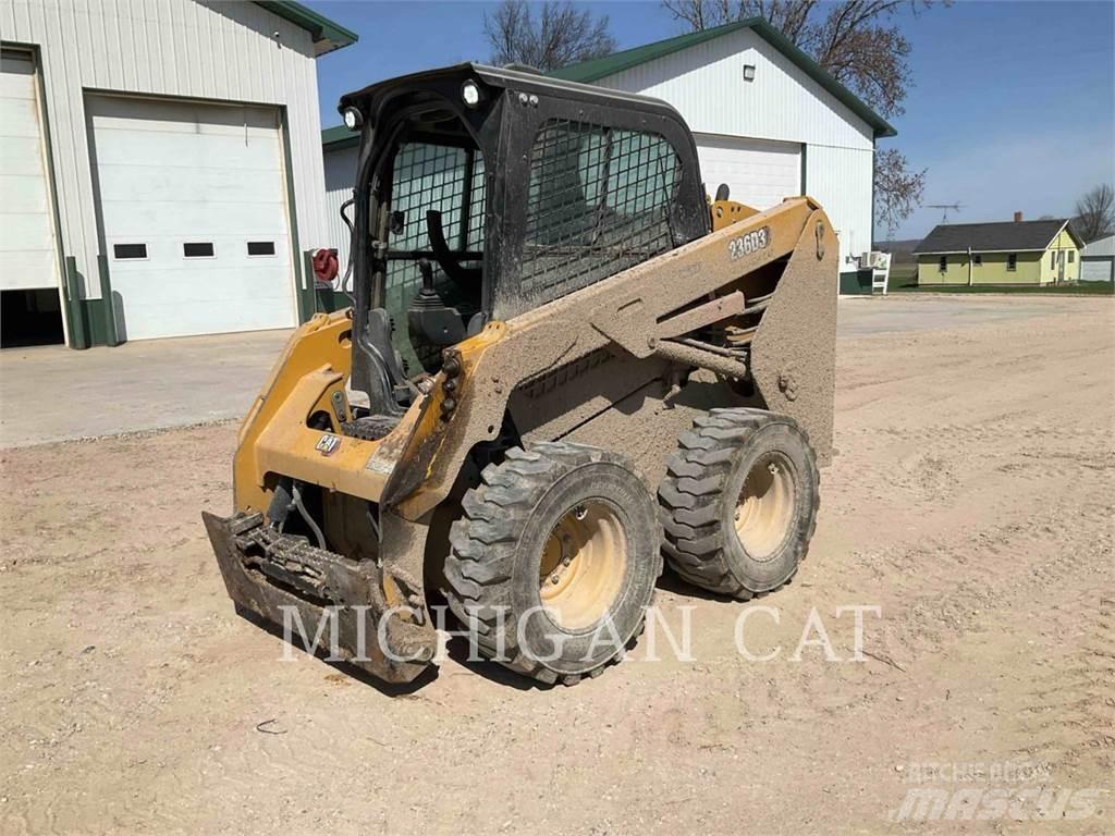 CAT 236D3 AQ Skid steer loderler