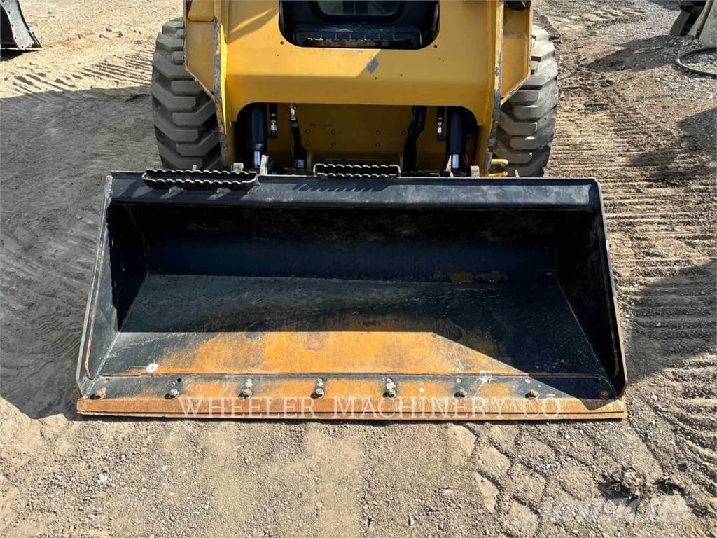 CAT 236D3 C3H2 Skid steer loderler