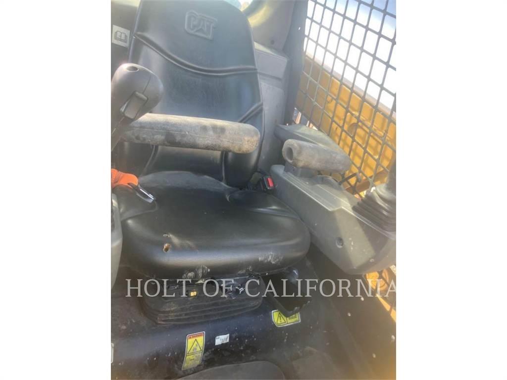 CAT 239 Skid steer loderler