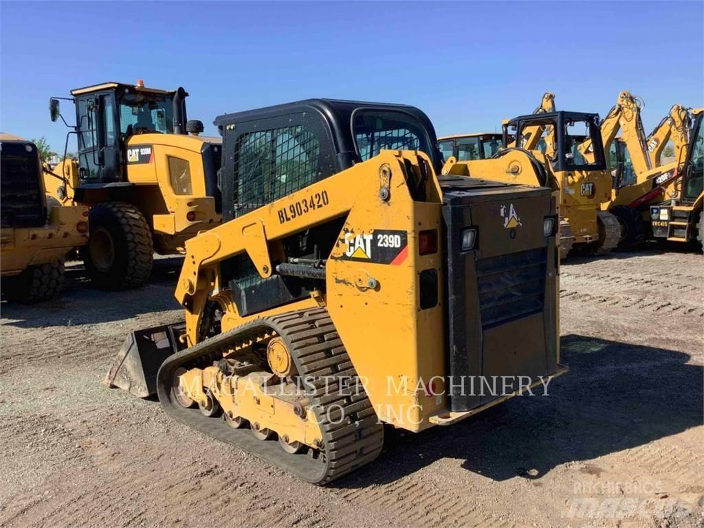 CAT 239D Paletli yükleyiciler