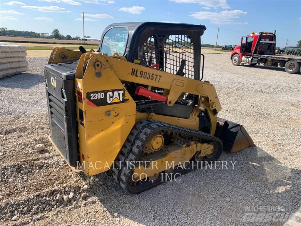 CAT 239D Paletli yükleyiciler