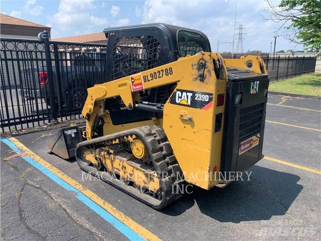 CAT 239D Paletli yükleyiciler