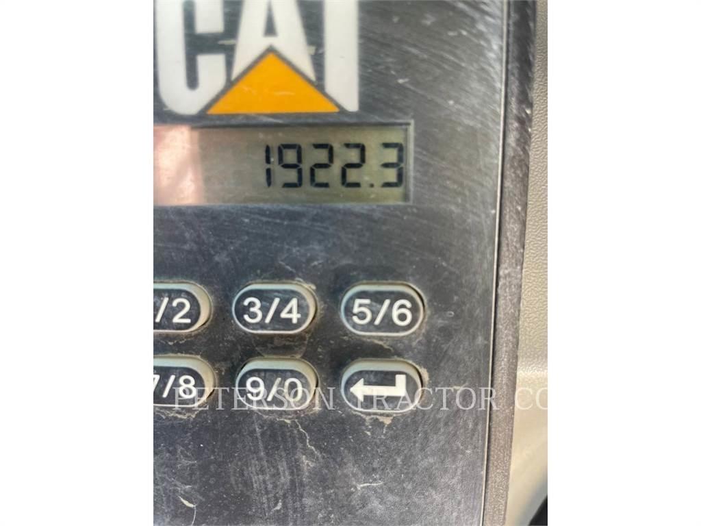 CAT 239D Paletli yükleyiciler