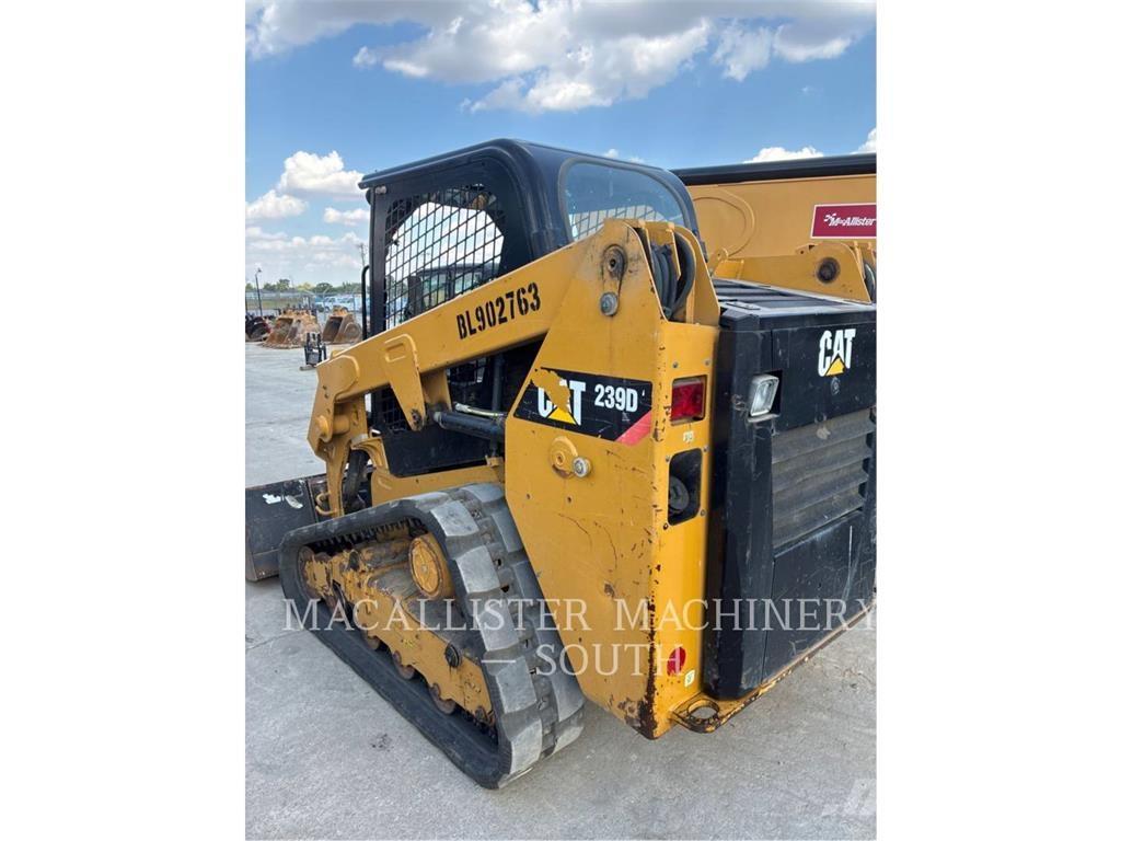 CAT 239D Paletli yükleyiciler
