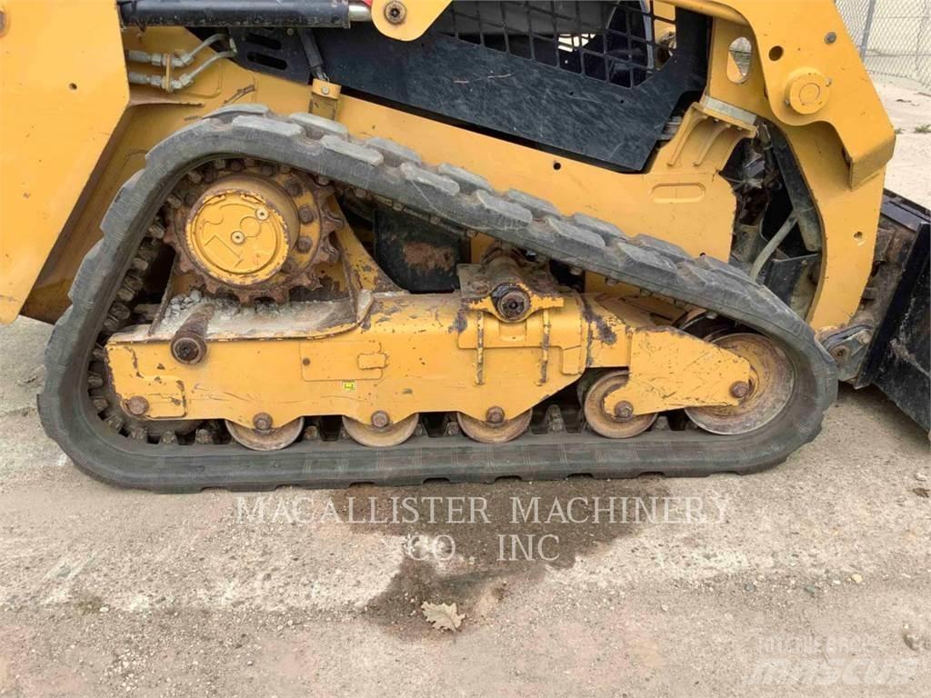 CAT 239D Paletli yükleyiciler
