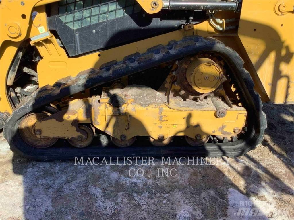 CAT 239D Paletli yükleyiciler