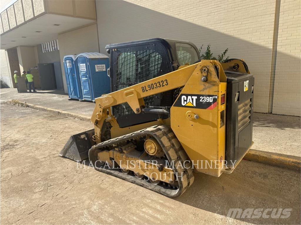 CAT 239D Paletli yükleyiciler