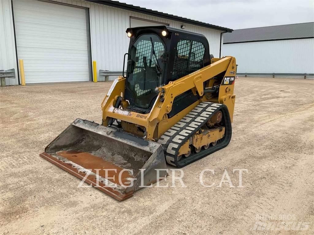 CAT 239D Paletli yükleyiciler