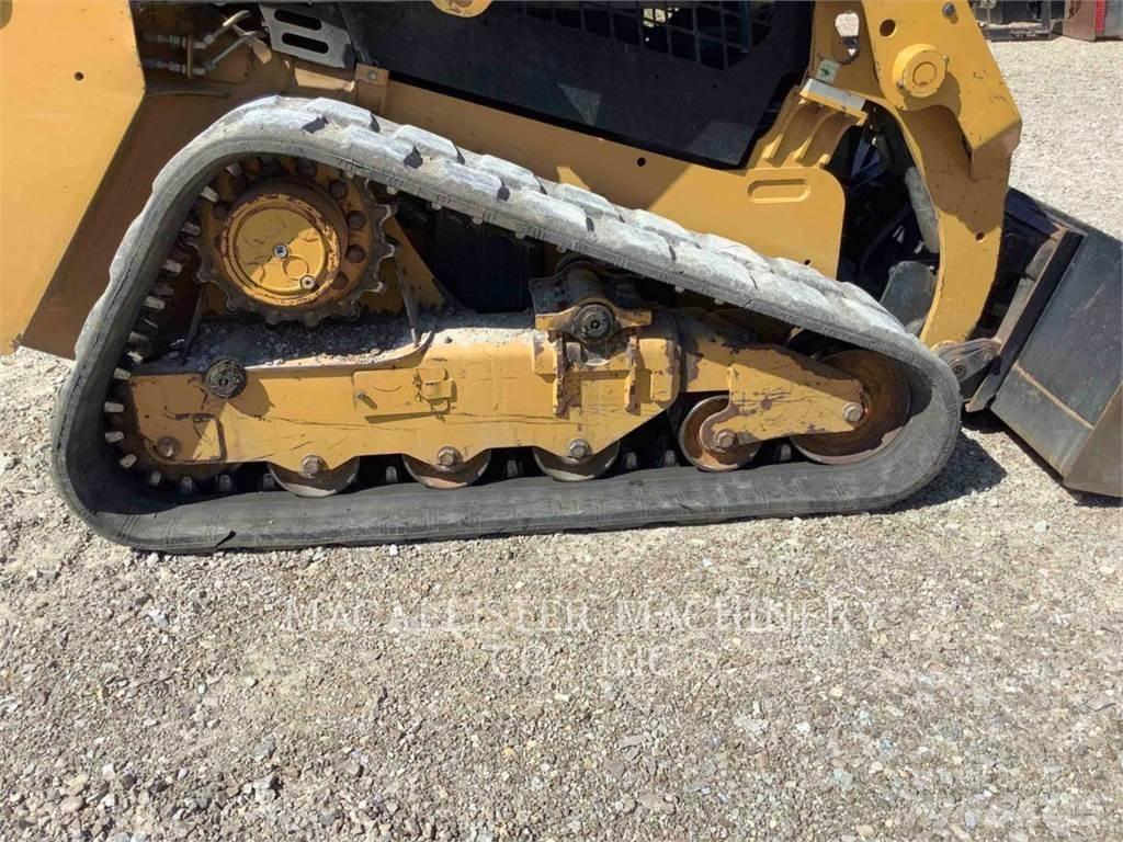 CAT 239D Paletli yükleyiciler