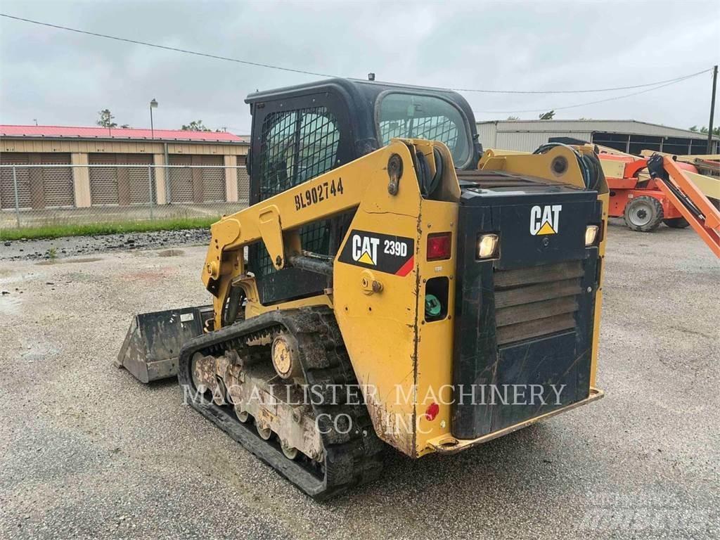 CAT 239D Paletli yükleyiciler