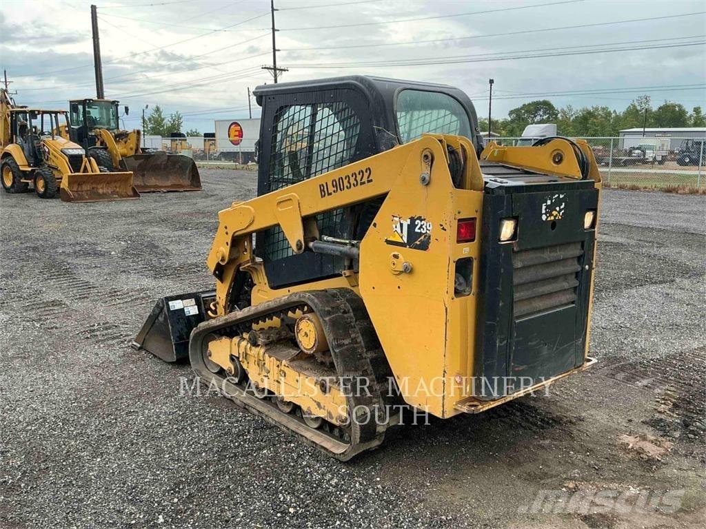 CAT 239D Paletli yükleyiciler