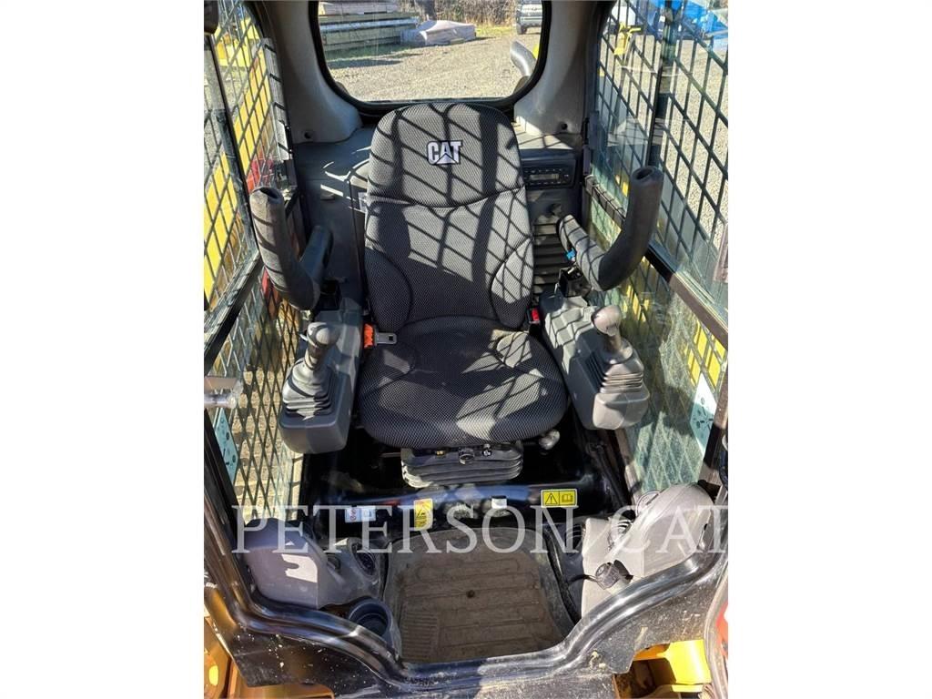 CAT 239D3 Skid steer loderler