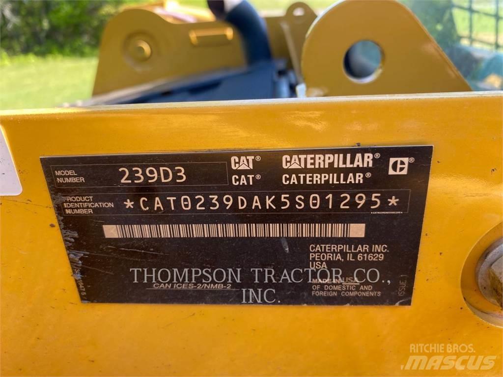 CAT 239D3 Paletli yükleyiciler