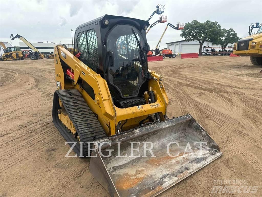 CAT 239D3 Paletli yükleyiciler