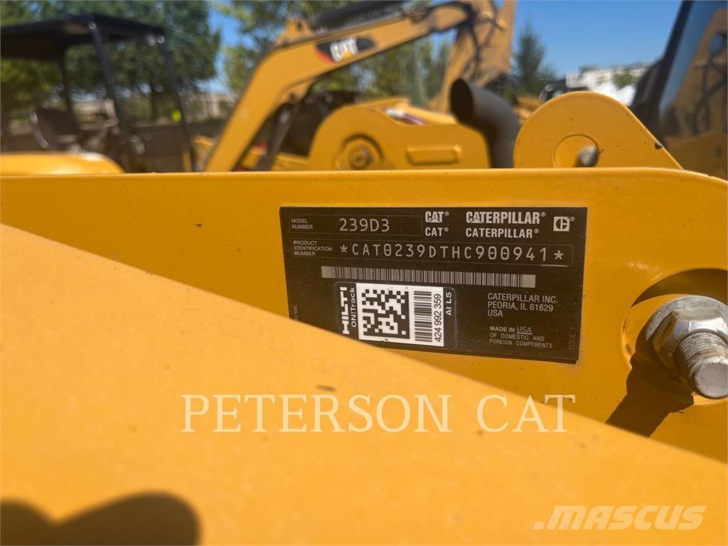 CAT 239D3 Skid steer loderler