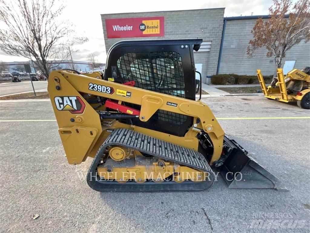 CAT 239D3 C1H2 Paletli yükleyiciler