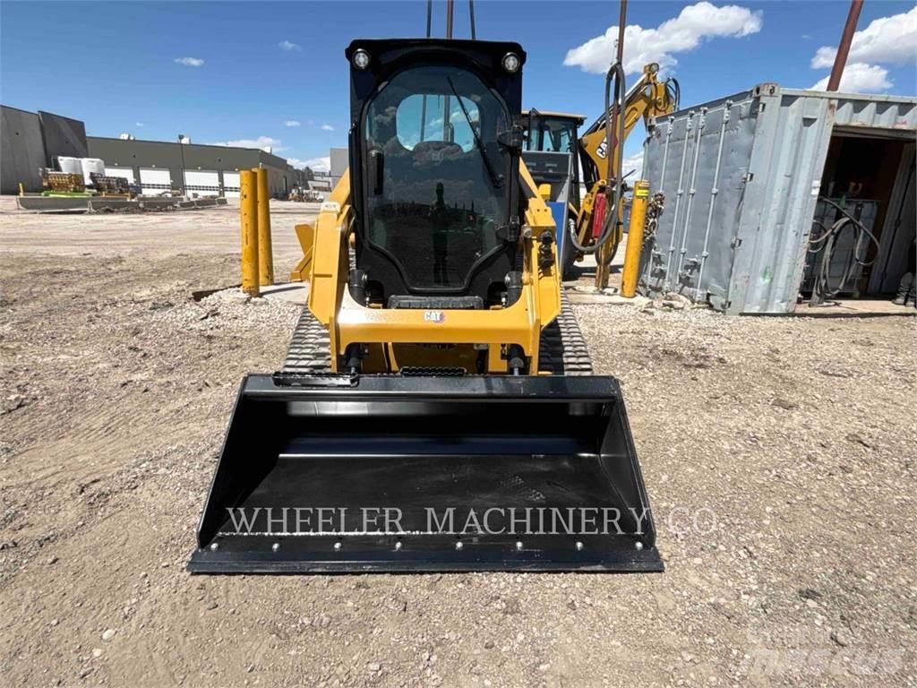 CAT 239D3 C3H2 Paletli yükleyiciler