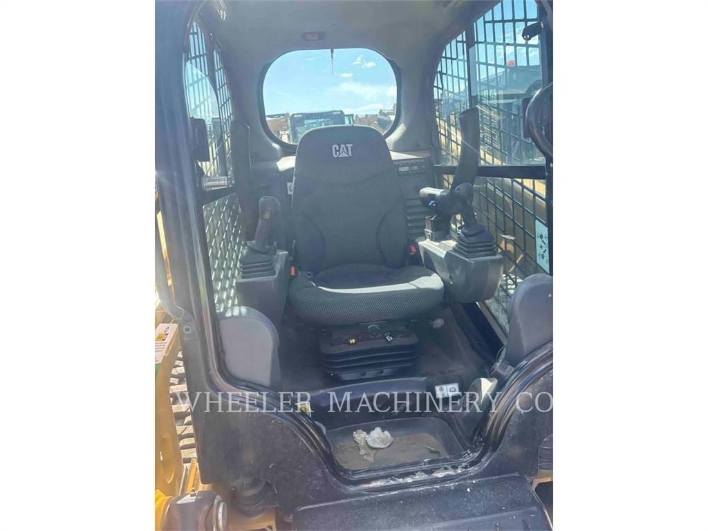 CAT 239D3 C3H2 Paletli yükleyiciler