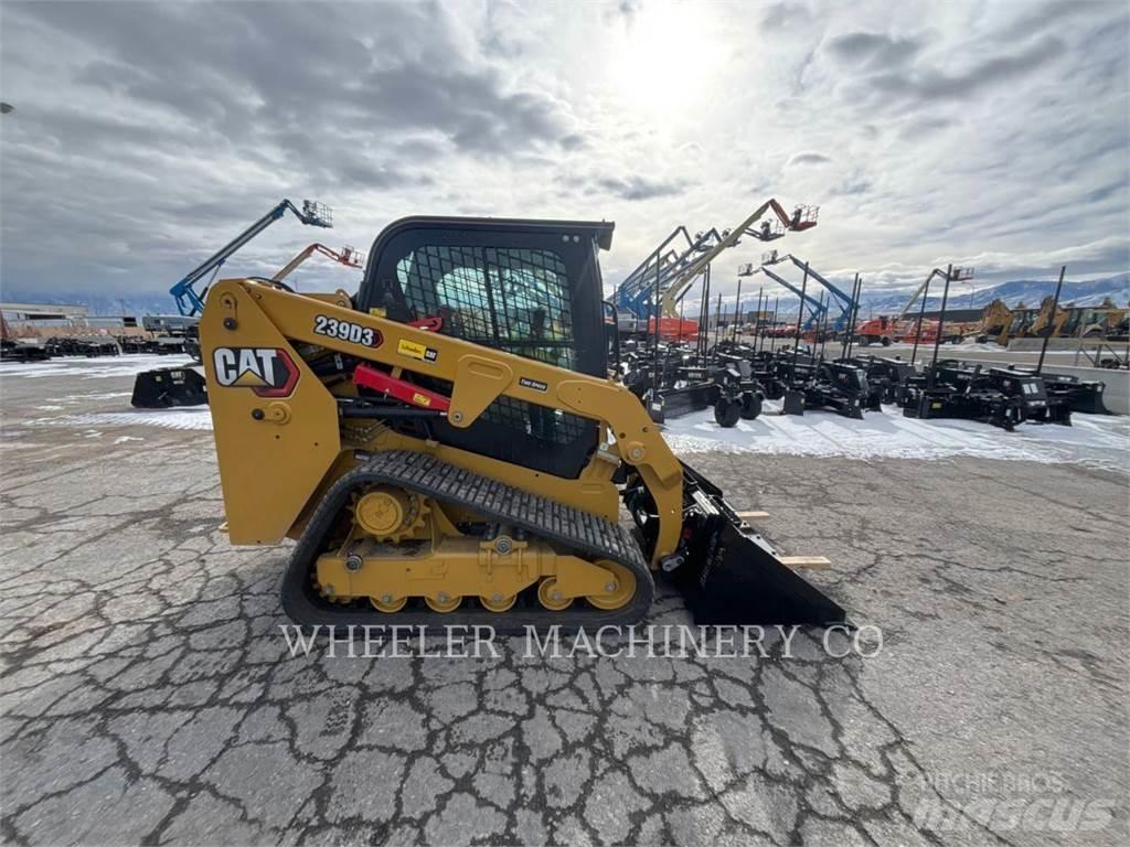 CAT 239D3 C3H2 Paletli yükleyiciler
