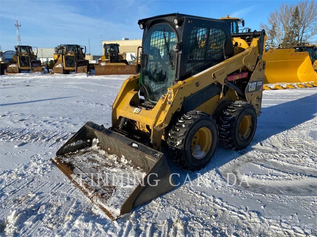 CAT 242D Skid steer loderler