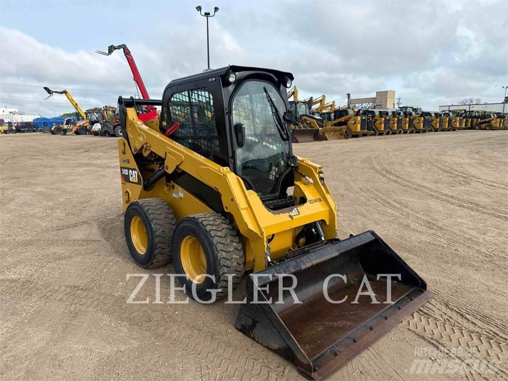 CAT 242D Skid steer loderler