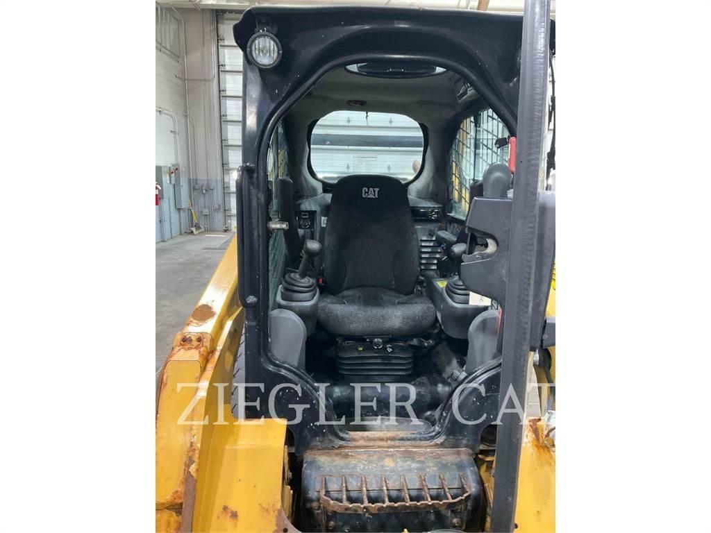 CAT 242D Skid steer loderler