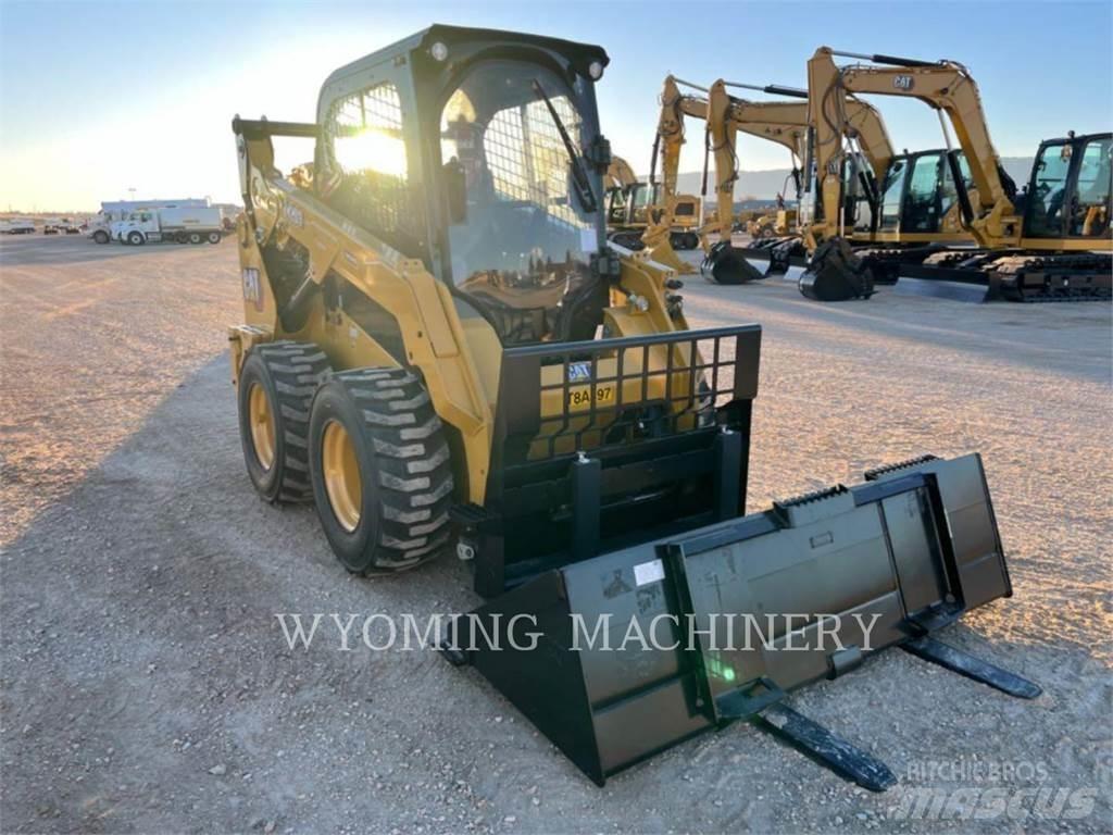 CAT 242D3 Skid steer loderler