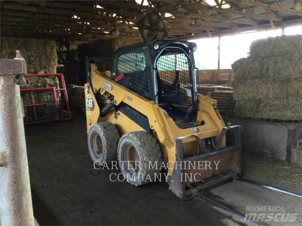 CAT 242D3 Skid steer loderler
