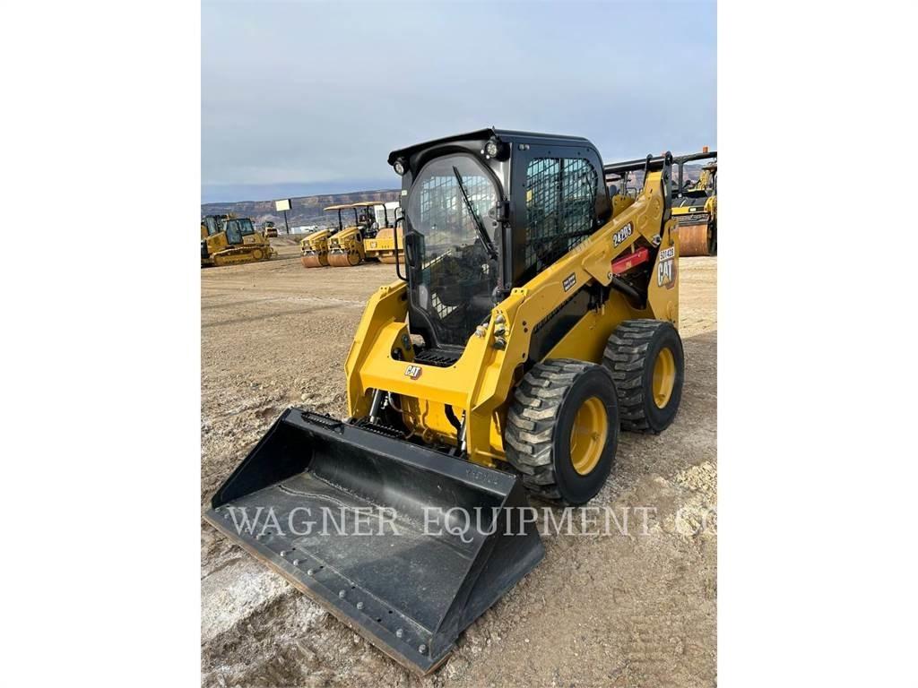 CAT 242D3 Skid steer loderler