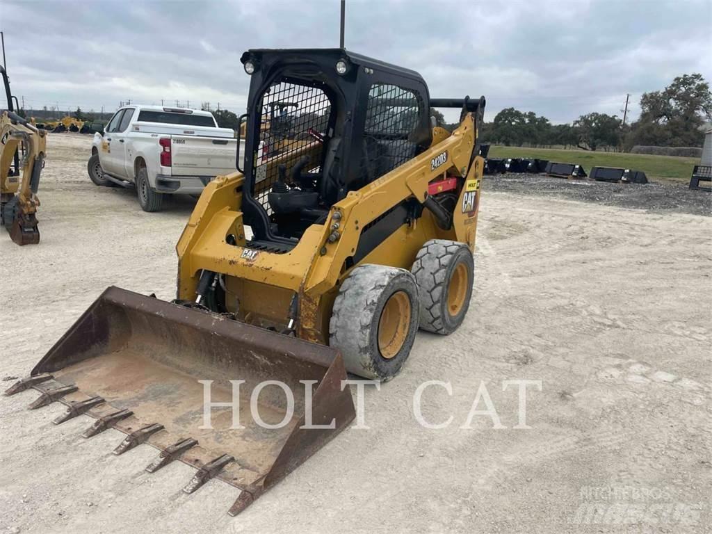 CAT 242D3 Skid steer loderler