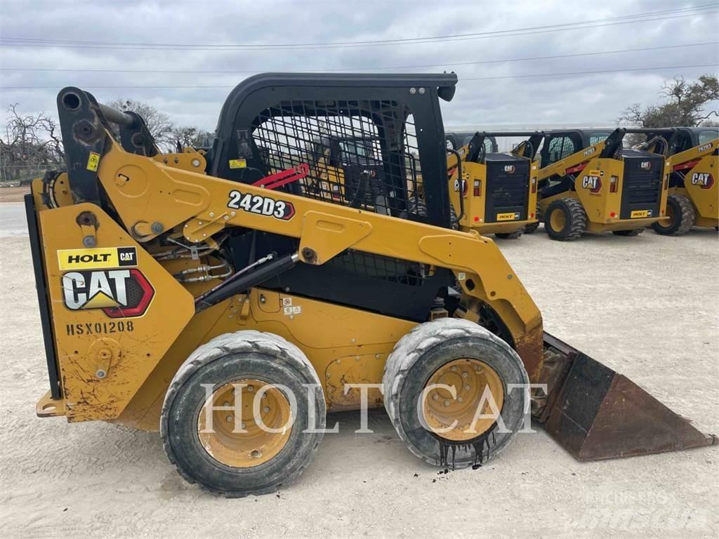 CAT 242D3 Skid steer loderler