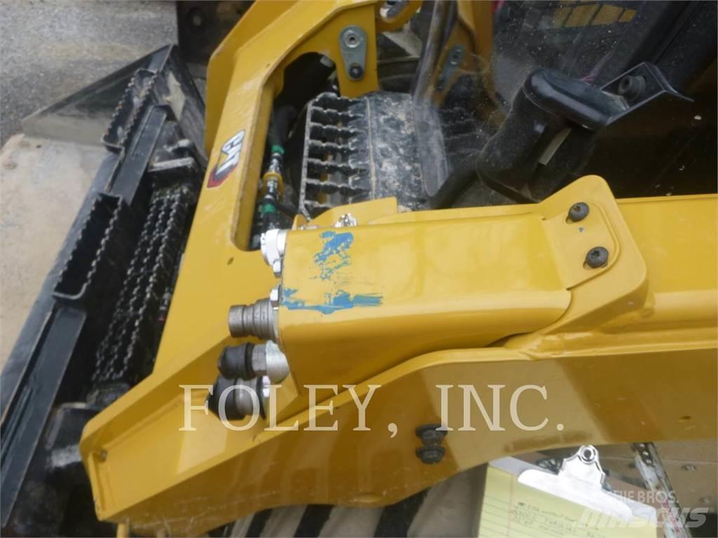 CAT 242D3 Skid steer loderler