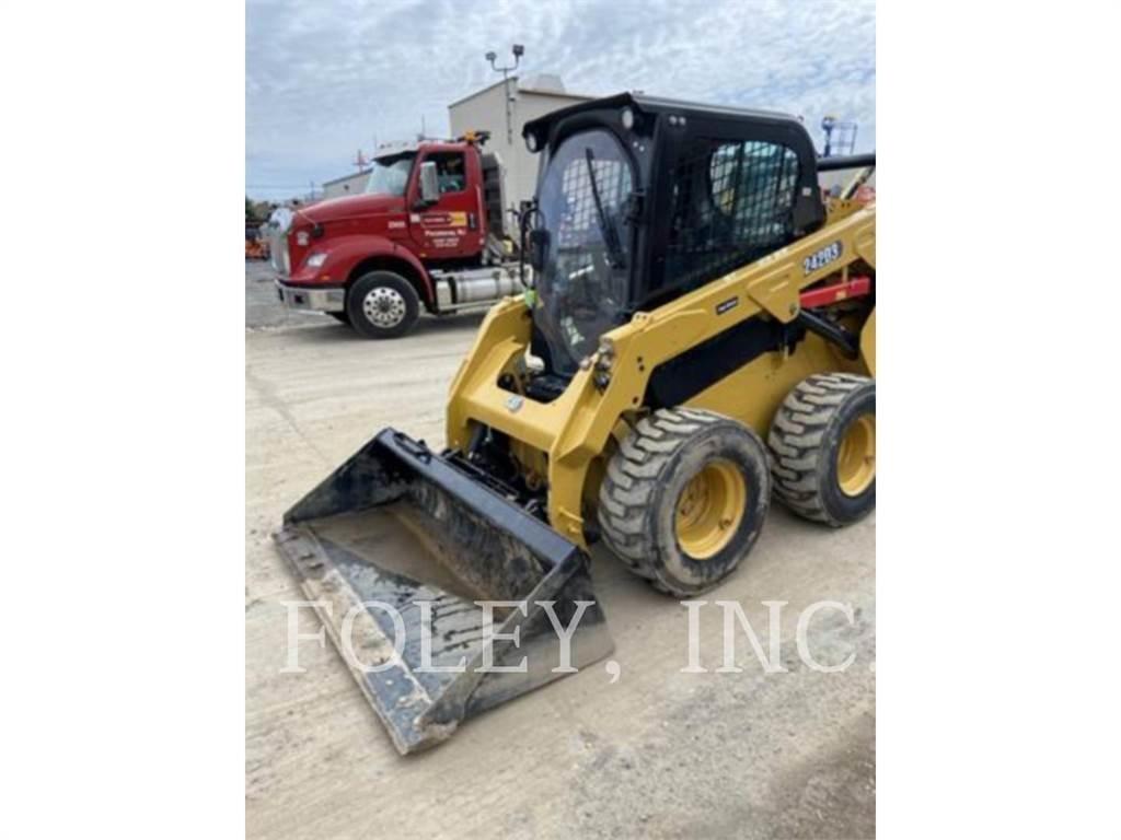 CAT 242D3 Skid steer loderler