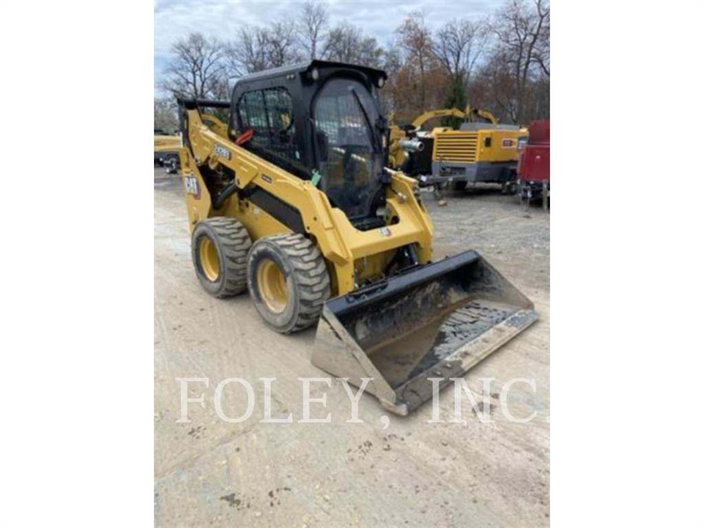 CAT 242D3 Skid steer loderler