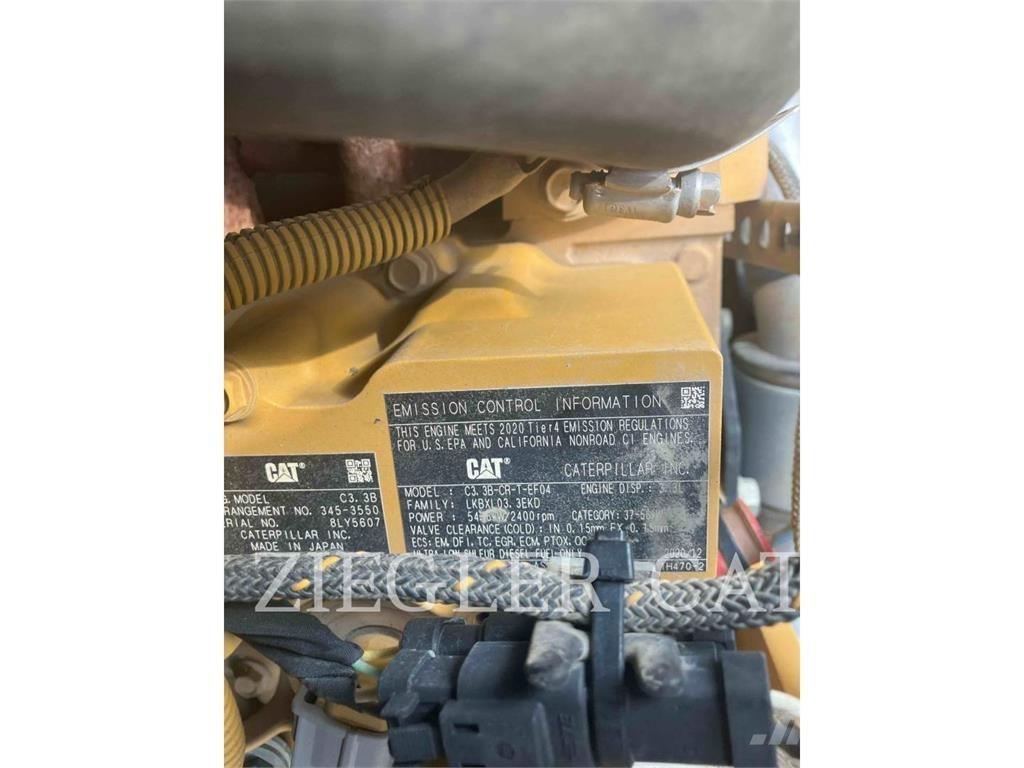 CAT 242D3 Skid steer loderler